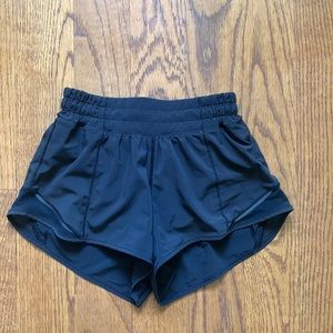 Lululemon black hotty hots